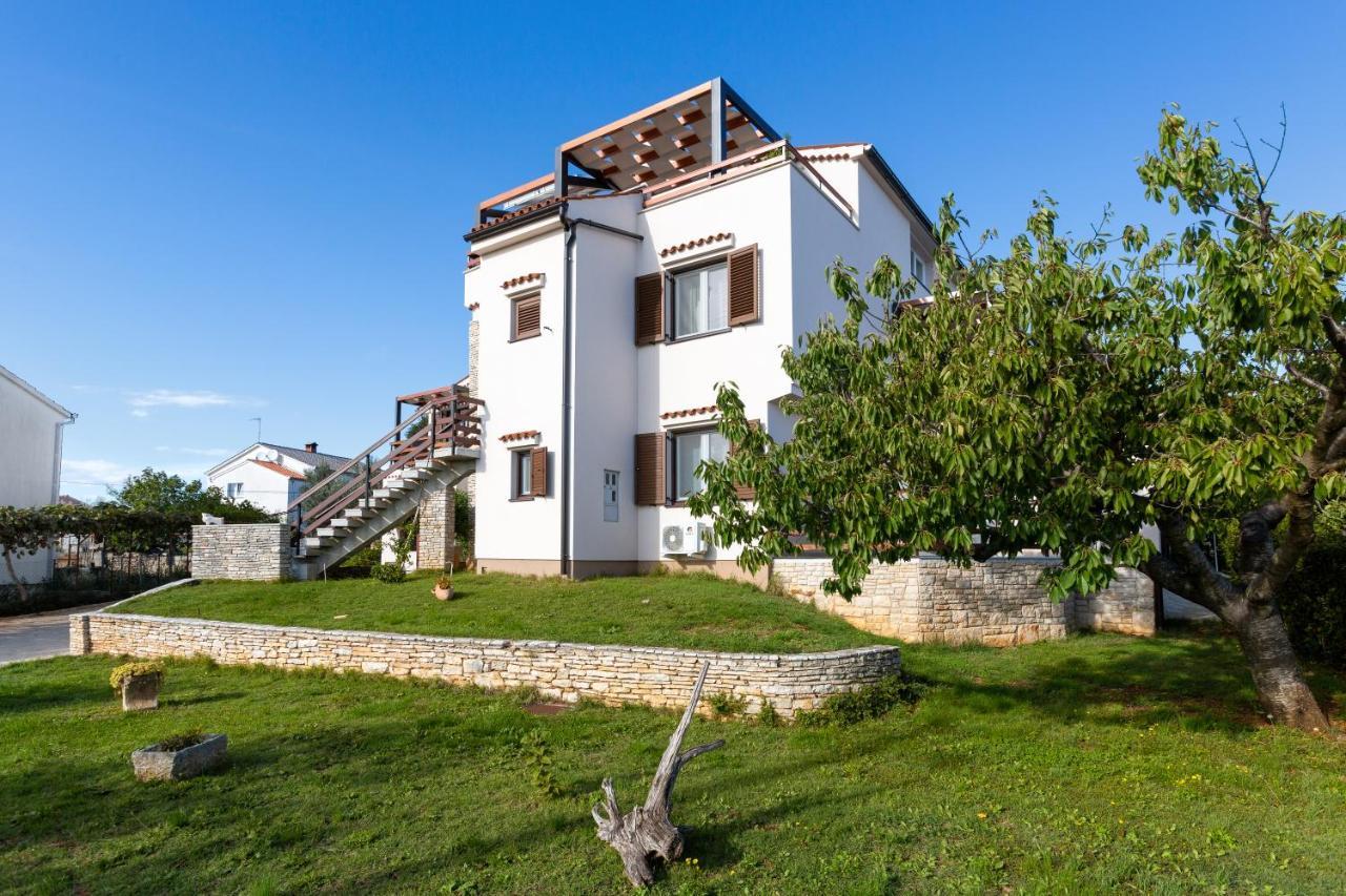 Hotel Elvira Medulin Exterior foto